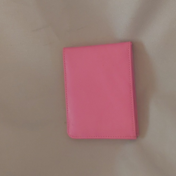 Cute mini hot pink photo book - Picture 4 of 4